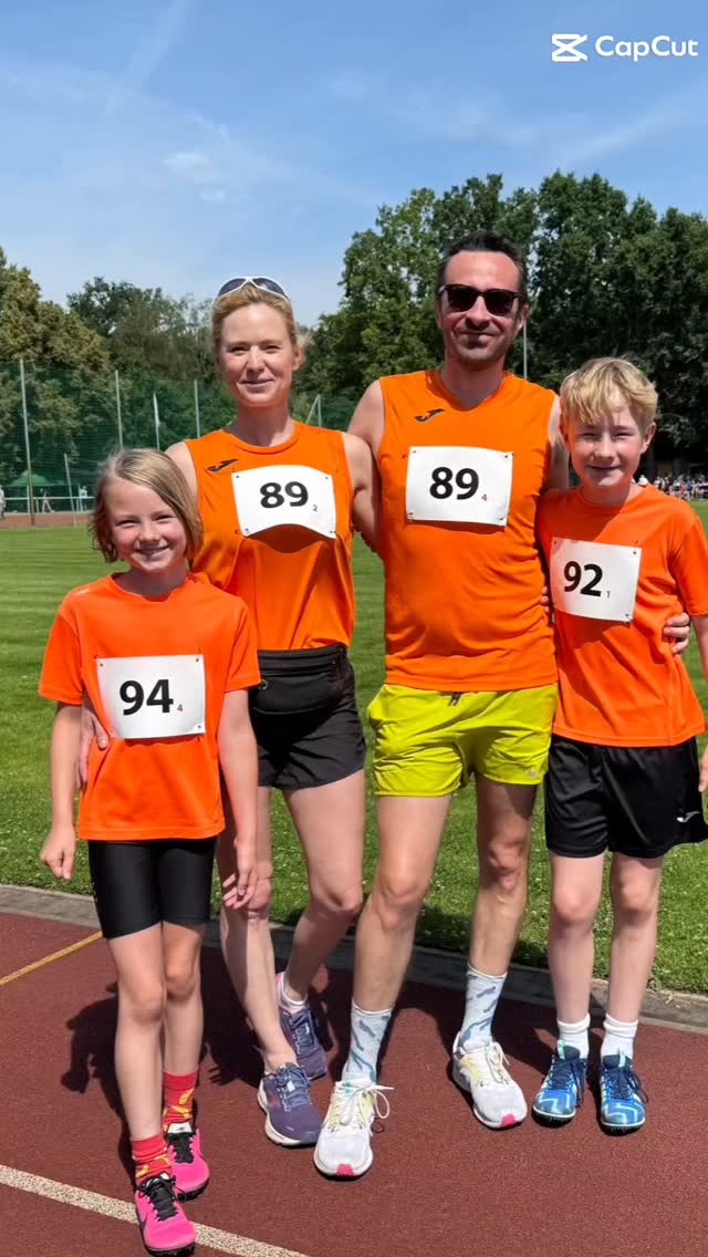 2. Staffelwettkampf beim @sv.igl.schoeneiche
am 5.7.25
Mit viel Elan und Motivation starteten unsere Teams.
#staffelwettkampf #spaßamlaufen #petershageneggersdorf #latpetershagen #leichtathletik #jugendleichtathletik #jugendimdoppeldorf #lvb #schöneichebeiberlin
