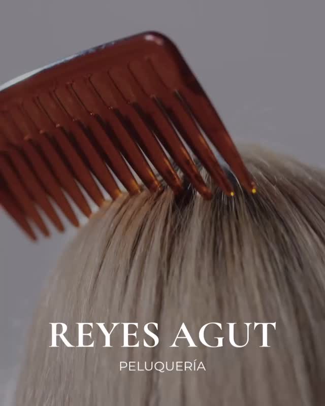 ? Mechas a medida que iluminan tu estilo
Con las últimas técnicas de mano alzada, conseguimos un acabado natural, moderno y adaptado a ti.
Descubre la diferencia en ????? ???? | ?????????́?, en la ????? ????????? | ????????́?
? Reserva ya tu cita en el ??? ??? ???
#ReyesAgutPeluquería #PeluqueríaCastellón #ColoraciónCapilar #PeluqueríaOrgánica #AlisadoOrgánico #ColoraciónOrgánica #TratamientosNaturales #CabelloSano