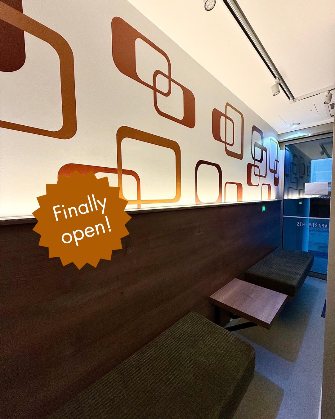 10 Tage HUB St. Georg. ?✨
Letzte Woche haben wir die Türen geöffnet und schon jetzt fühlt sich alles an, als wäre das HUB nicht mehr wegzudenken.
Mitten im buntesten Viertel Hamburgs wartet euer neues Zuhause auf Zeit: ankommen, auspacken, losleben.
Danke an alle, die von Anfang an dabei waren und diesen Ort mit Energie füllen. ?
Neugierig geworden? Dann wird’s Zeit: Kommt vorbei, schaut rein, bucht euch ein.
Flexibel. Einfach. HUB.
#HUBStGeorg #GoodLookingSimplicity