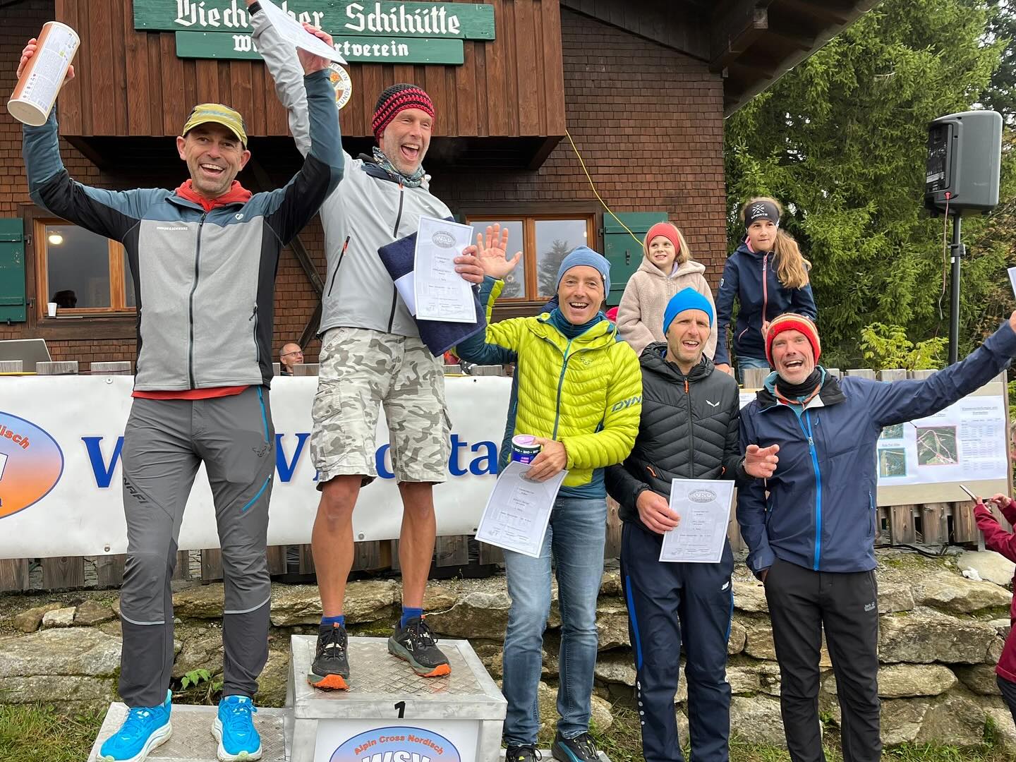 Herzlichen Dank an unsere Freunde vom WSV. Es war ne super tolle Veranstaltung. 🏃💨🏃♀️⛰️
#VejdacherHidnLauf#Bayronman#Bayronkids#
@wsv_viechtach