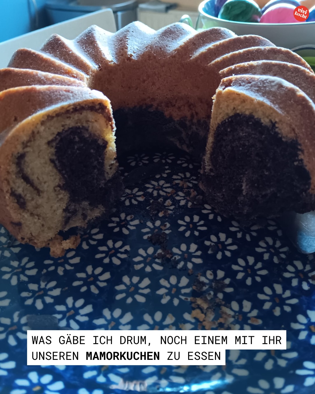 Für Mama ❤️ Heute wäre sie 74 geworden. Vor 150 Tagen ist sie gegangen.
Sie war mein grösster Fan – und Essen war unsere Sprache. In diesem Karussell teile ich ihre Lieblingsrezepte und meine Erinnerungen. 
Vielleicht rufst du heute jemanden an, kochst am Wochenende zusammen und setzt euch an einen Tisch. 
Zeit ist kostbar – so kostbar.
💬 Welche Familienrezepte tragen dich durch die Zeit? Erzähl mir unten davon.
📌 Speichern & nachkochen.