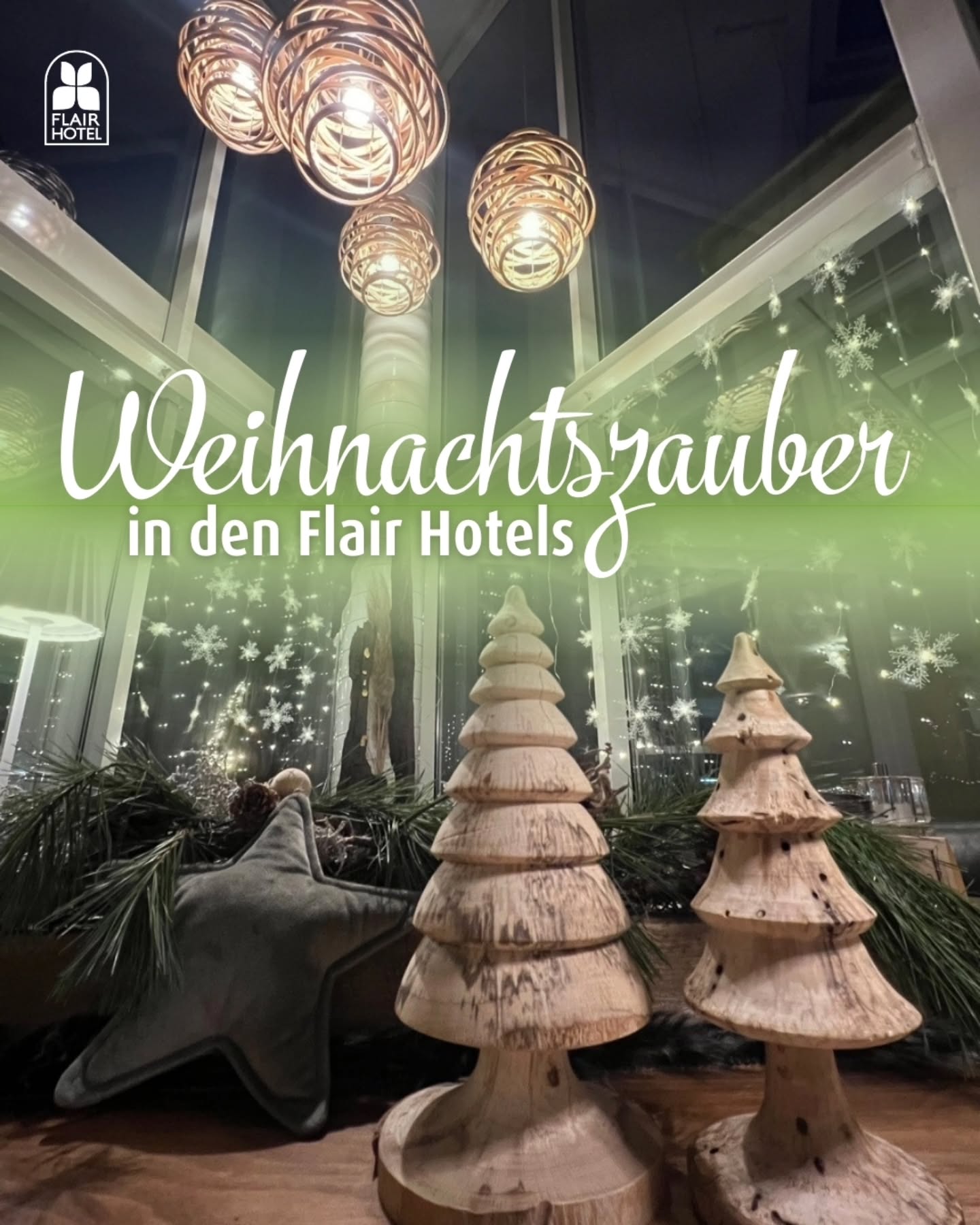 ✨ Wie schön unterschiedlich wir sind – und genau das macht den Weihnachtszauber bei Flair aus. 🎄 💫 Ob stimmungsvolle Lichter im Hof, knisterndes Feuer unter freiem Himmel, liebevoll geschmückte Stuben, regionale Details oder festlich gedeckte Tafeln: Jedes Flair Hotel feiert Weihnachten auf seine ganz eigene Art. Und doch verbindet uns alle das Gleiche – echte Gastfreundschaft, tiefe Verwurzelung in der Region und viel Herzblut für das, was wir tun. Trotz aller Gemeinsamkeiten bleibt jedes Haus unverwechselbar. Persönlich. Authentisch. Besonders.
Und genau deshalb fühlt sich Weihnachten bei Flair nie gleich an – aber immer richtig gut. 🤍 ✨ Welches Flair Hotel bringt dich ganz persönlich in Weihnachtsstimmung? 🎁
Schreib‘ es uns in die Kommentare!👇 #flairhotels #weihnachtszauber #hotelliebe #regionalität #FLAIRaufInsta