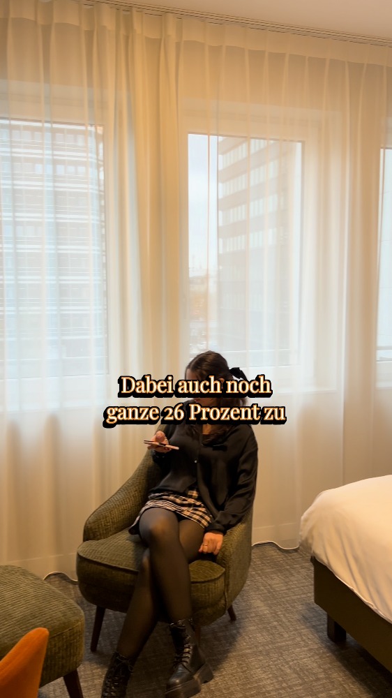 Im HUB St. Georg bekommst du kein klassisches Hotelzimmer, sondern dein eigenes Apartment.
Und aktuell auch noch 26 % Rabatt on top! ?
Mit Kitchenette, Platz zum Arbeiten, Platz zum Abschalten und allem digital geregelt.
Hauptbahnhof ums Eck.
Alster in Laufweite.
St. Georg direkt vor der Tür.
Für kurze Trips. Für längere Aufenthalte. Für alle, die Hamburg erleben wollen, ohne sich einzuschränken.
Also worauf wartest du noch? Einfach buchen und den besten Preis direkt über uns erhalten.
HOTEL
RABATT
HAMBURG
SALE