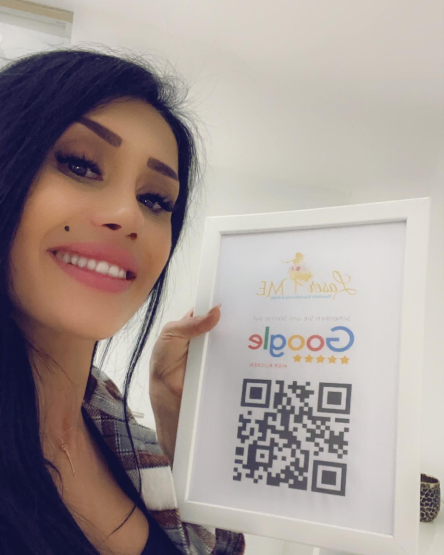 So sieht mein Gesicht aus, wenn meine Mädels mich auf Google bewerten a? #happycostumers❤️ #google #bewertung #feedback #kunden #dauerhaftehaarentfernung #haarfrei #kosmetik #beauty #sugaring #waxing #microneedling #microdermabrasion #hydratingskincare #kosmetikstudio #salzburg #salzburgstadt #salzburgland