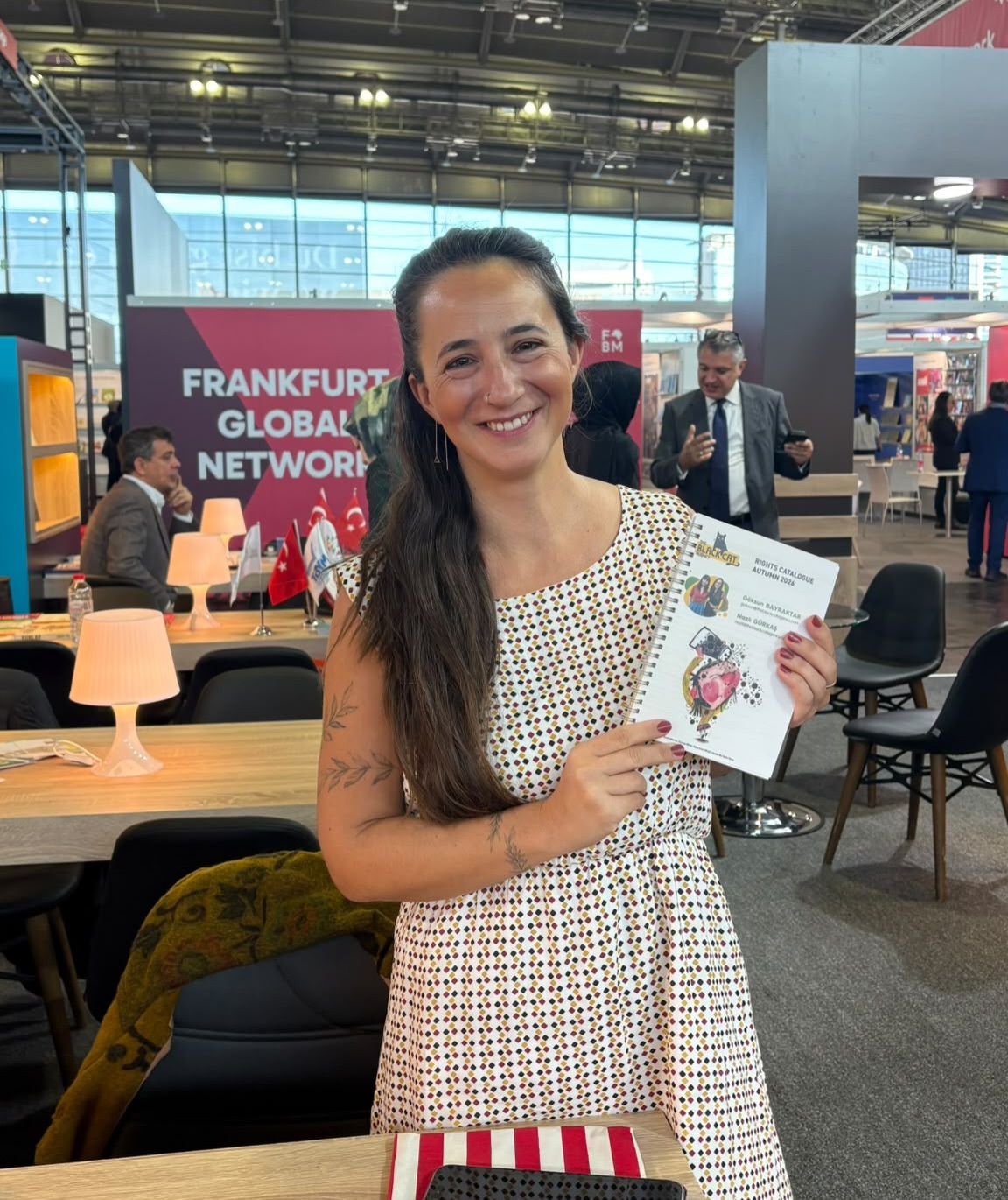 Stories know no borders! Excited for our books to find their way into the hands and hearts of children worldwide. 🌎❤️
#buchmesse #frankfurtbookfair #theblackcatagency #worldkidlit